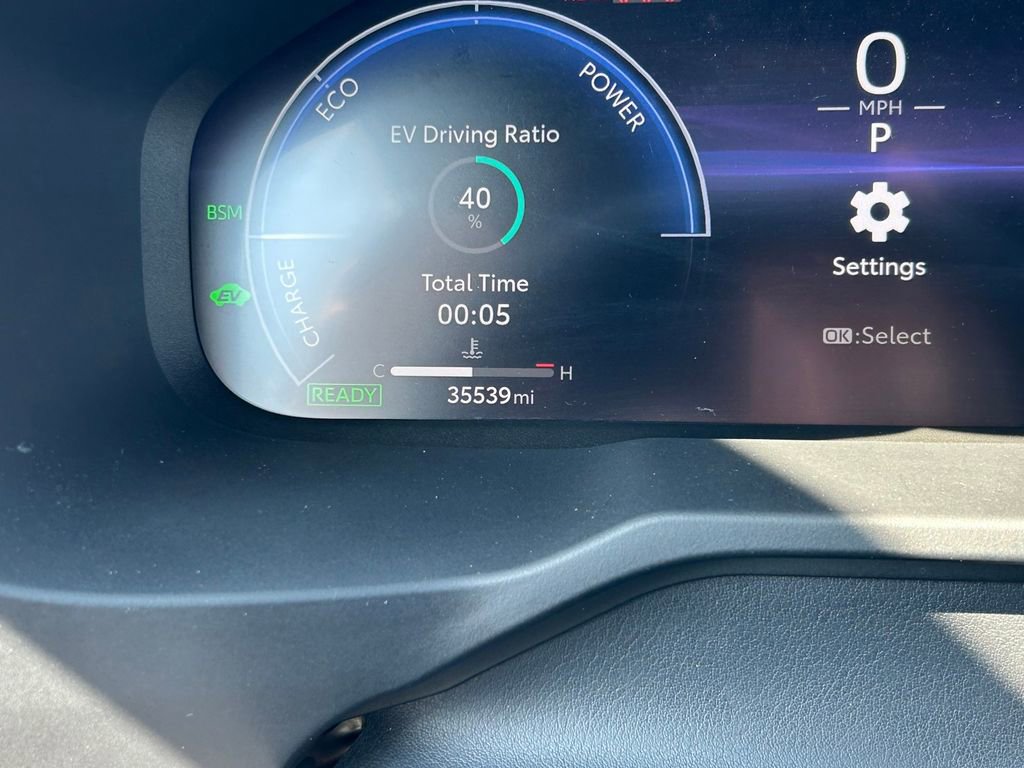 Used 2024 Toyota RAV4 XSE w/ Advanced Technology Package AWD/4WD image 38