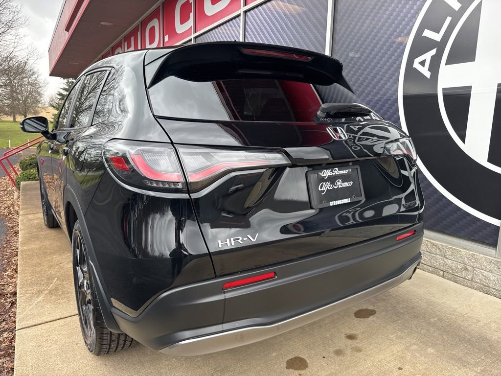 Used 2024 Honda HR-V Sport image 12