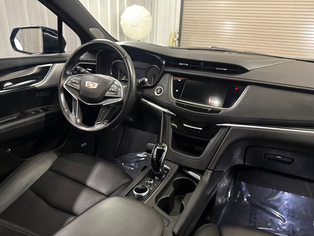 Used 2022 Cadillac XT5 Premium Luxury FWD image 19