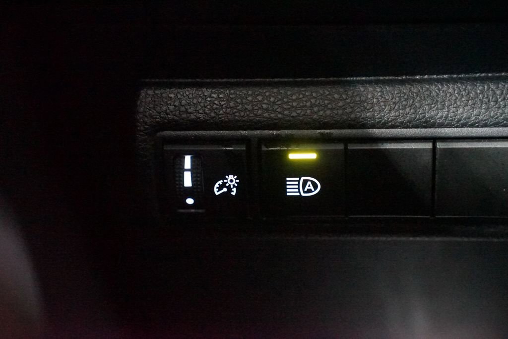 Certified 2024 Toyota Corolla LE image 22