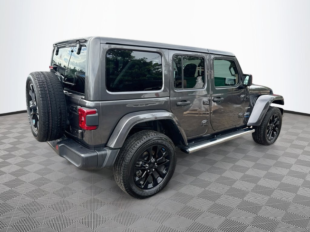 Certified 2022 Jeep Wrangler Unlimited Sahara w/ Cold Weather Group AWD/4WD image 6