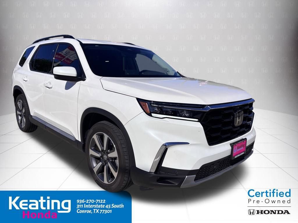 Certified 2025 Honda Pilot Touring image 4