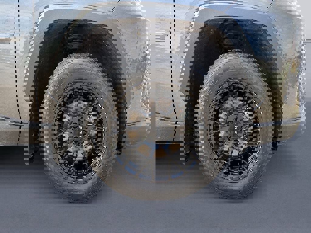 Used 2023 Toyota RAV4 XLE image 9