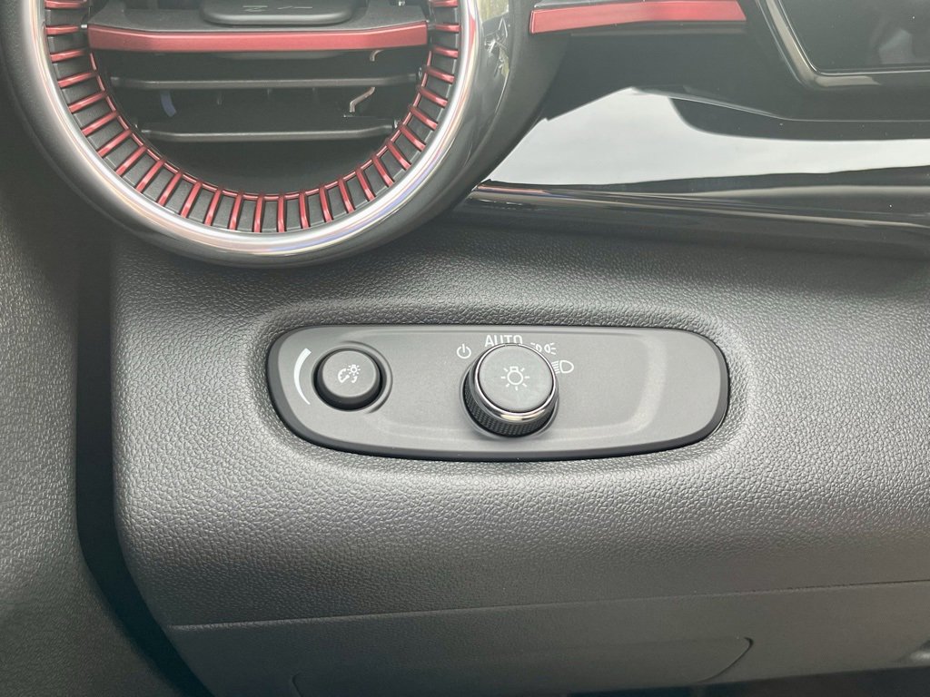 New 2026 Chevrolet Trax RS w/ Driver Confidence Package image 22