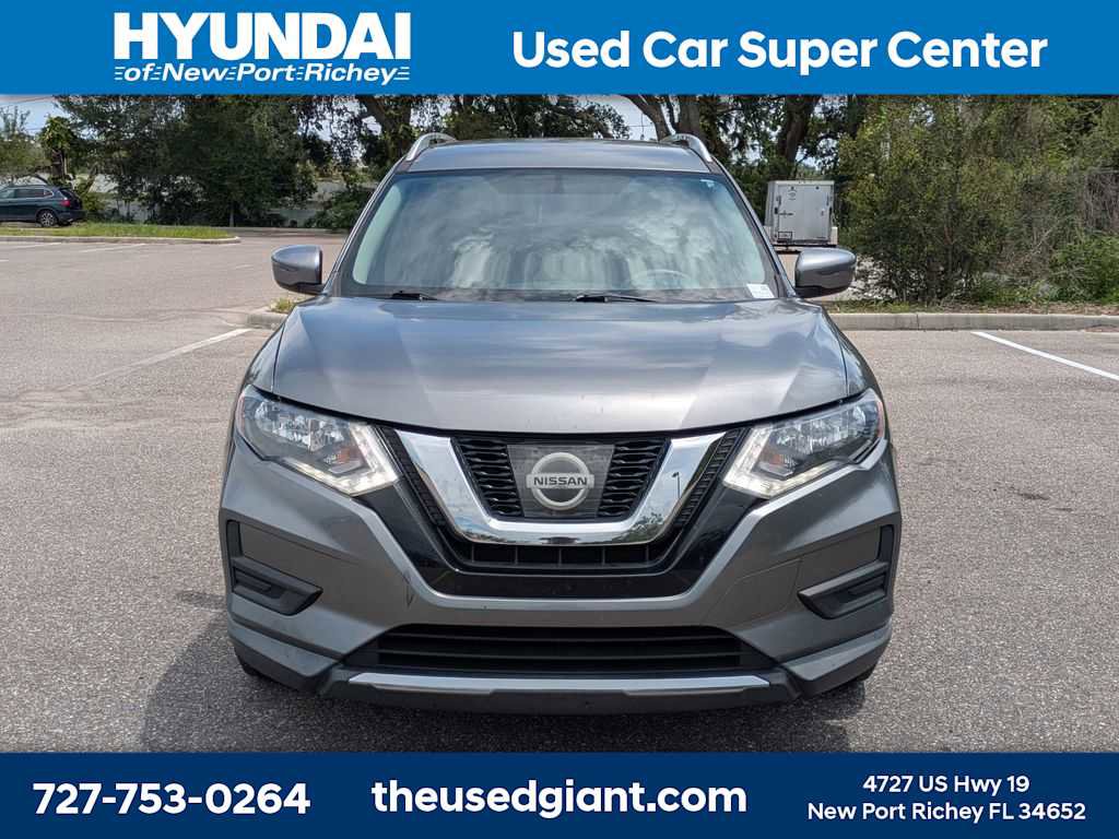 Used 2017 Nissan Rogue SV FWD image 8