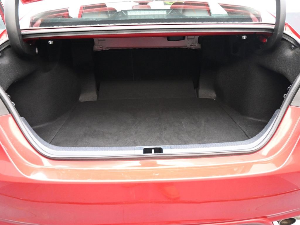 Used 2022 Toyota Camry SE image 18