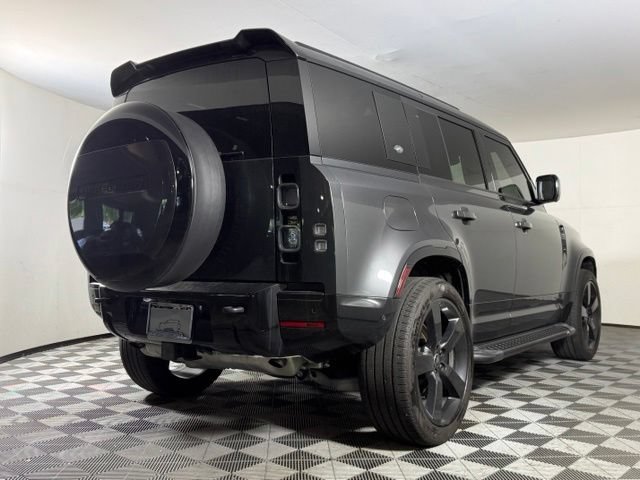 Used 2024 Land Rover Defender 110 X AWD/4WD image 8