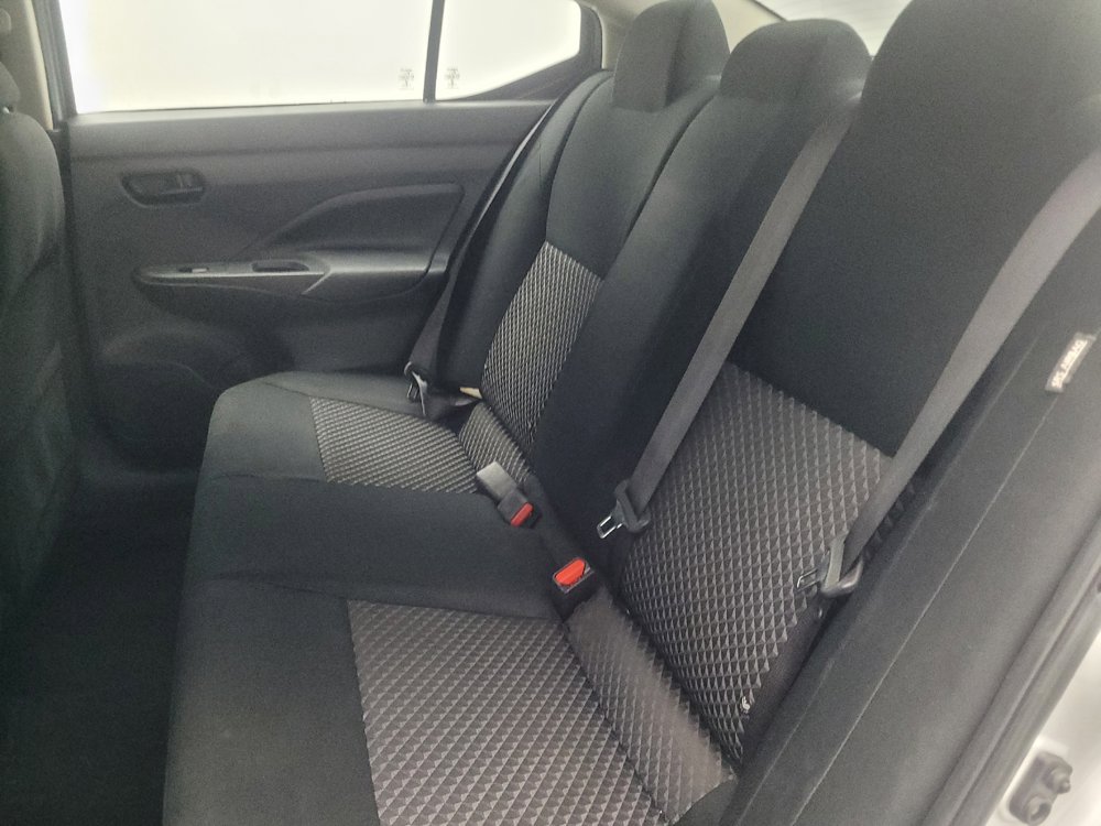 Used 2020 Nissan Versa S FWD image 18