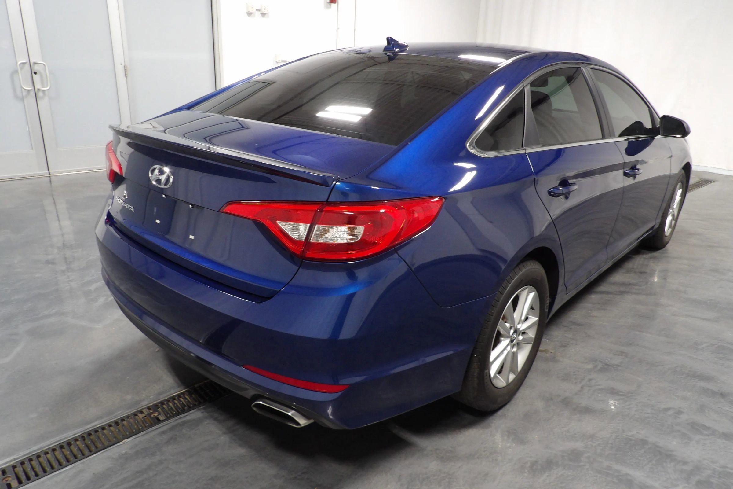 Used 2017 Hyundai Sonata SE image 5