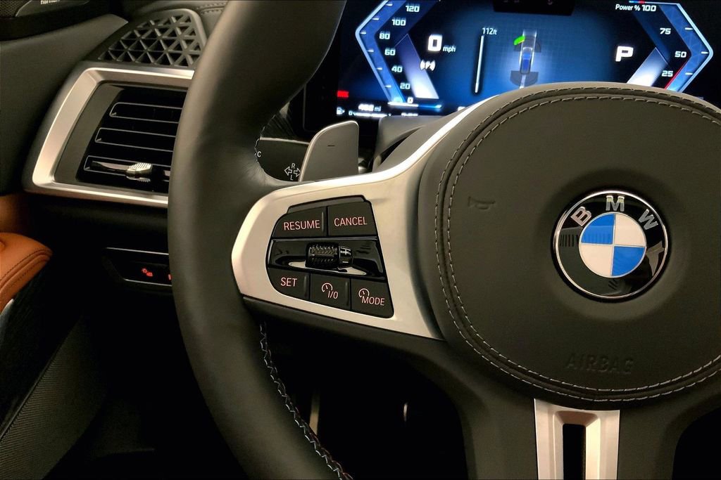 Certified 2025 BMW X7 M60i image 18