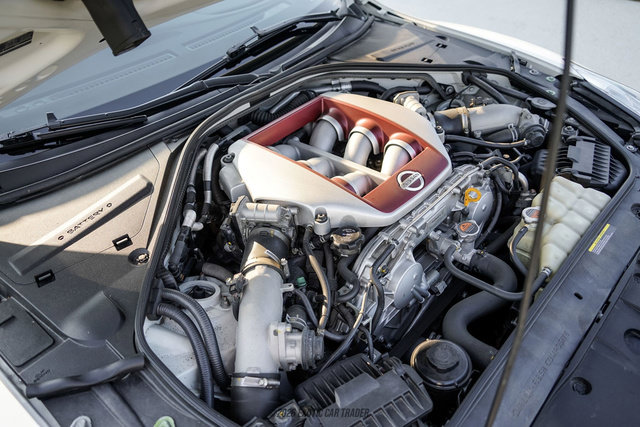 Used 2016 Nissan GT-R Premium AWD/4WD image 17