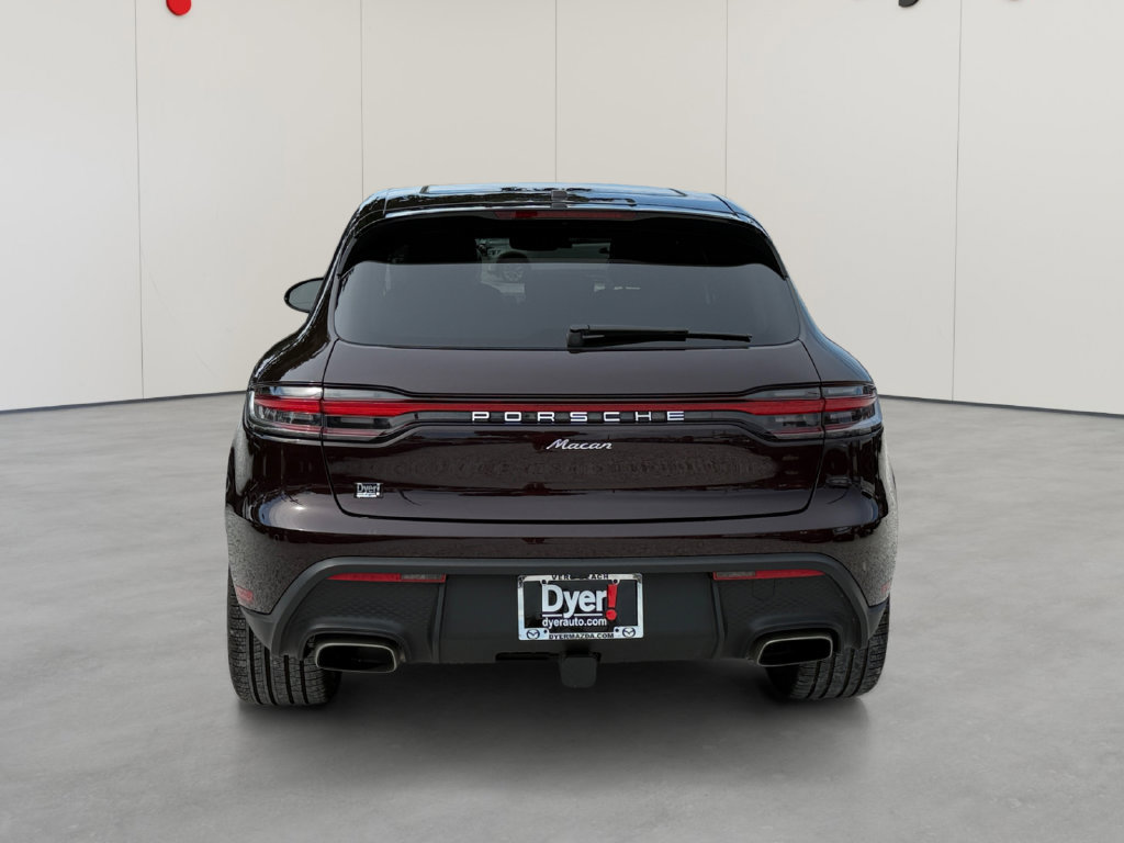 Used 2024 Porsche Macan AWD/4WD image 4
