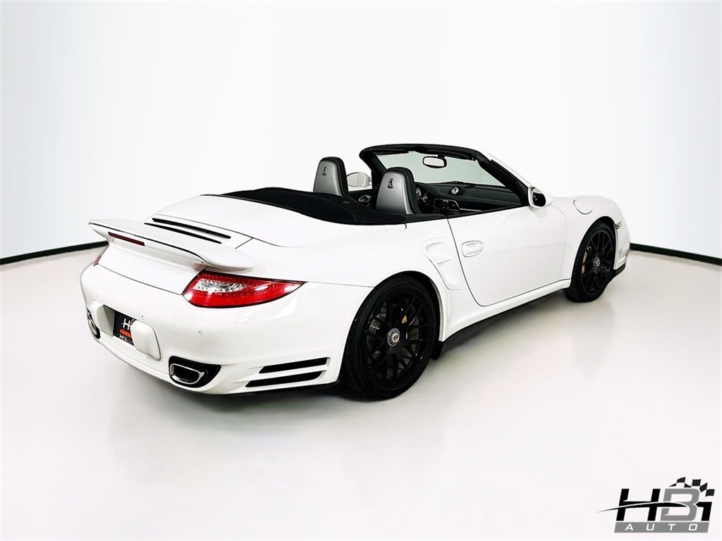Used 2011 Porsche 911 Turbo S image 28