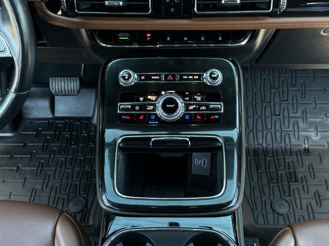 Used 2022 Lincoln Nautilus Reserve AWD/4WD image 30