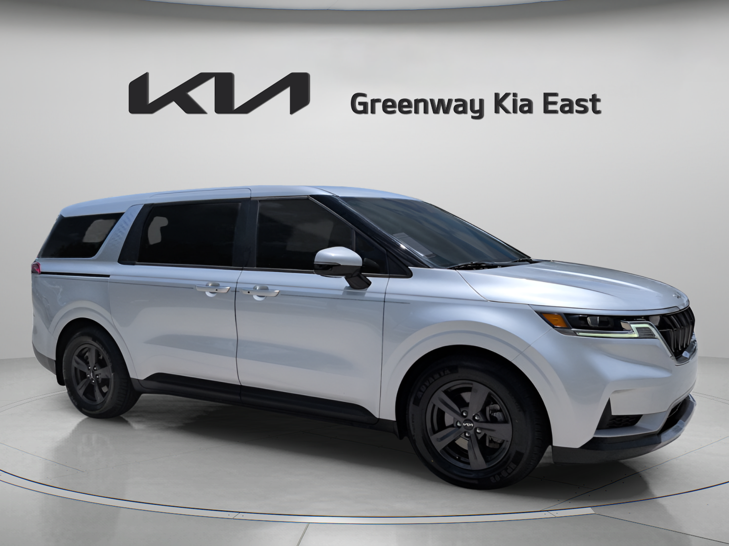Certified 2023 Kia Carnival LX FWD image 3