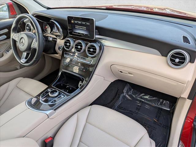 Used 2018 Mercedes-Benz GLC 300 4MATIC image 21