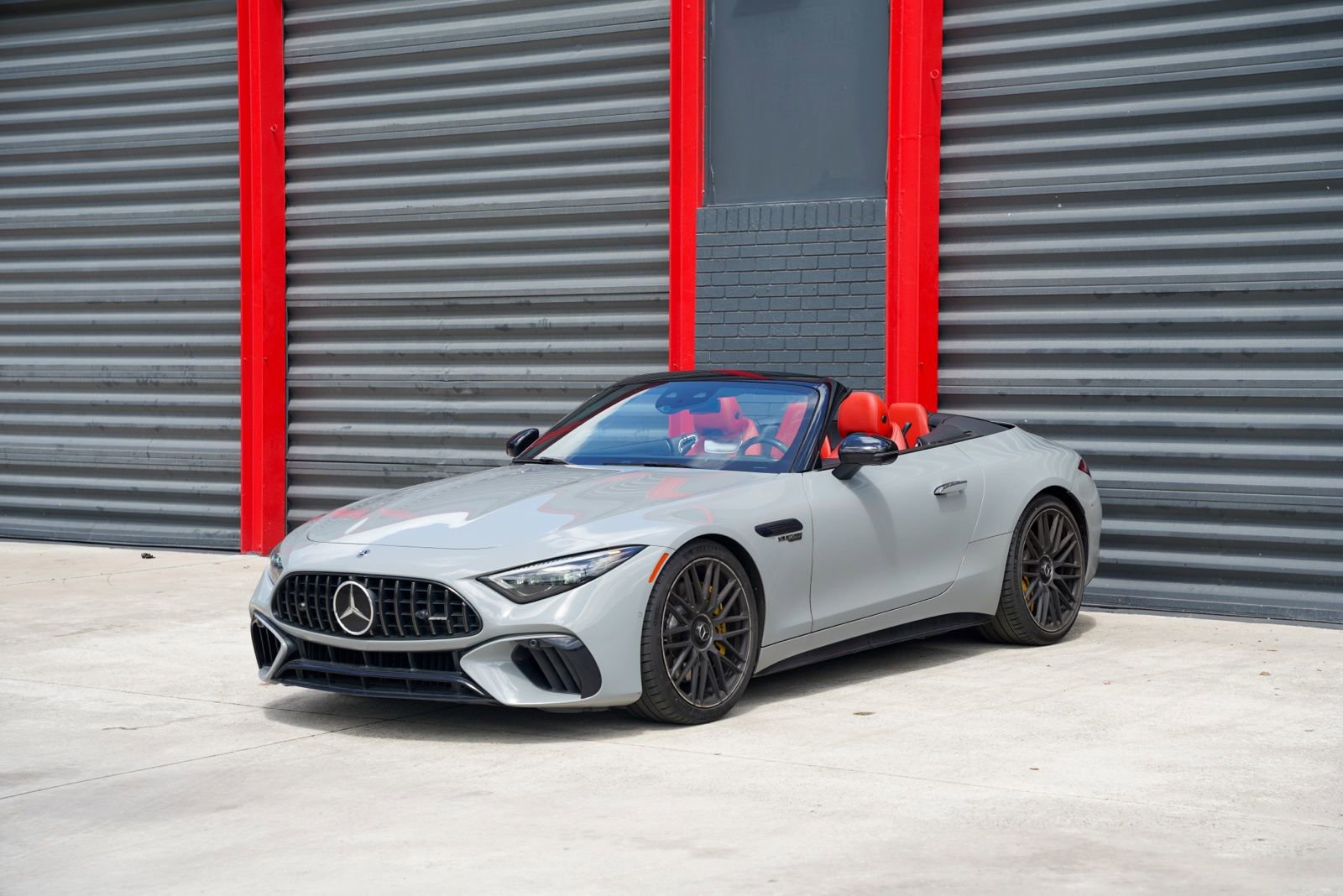 Used 2022 Mercedes-Benz SL 55 AMG 4MATIC video 1