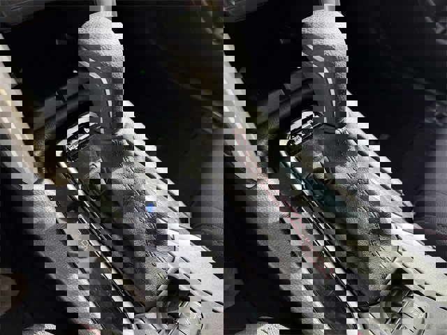 Used 2024 Toyota Corolla Cross SE image 18