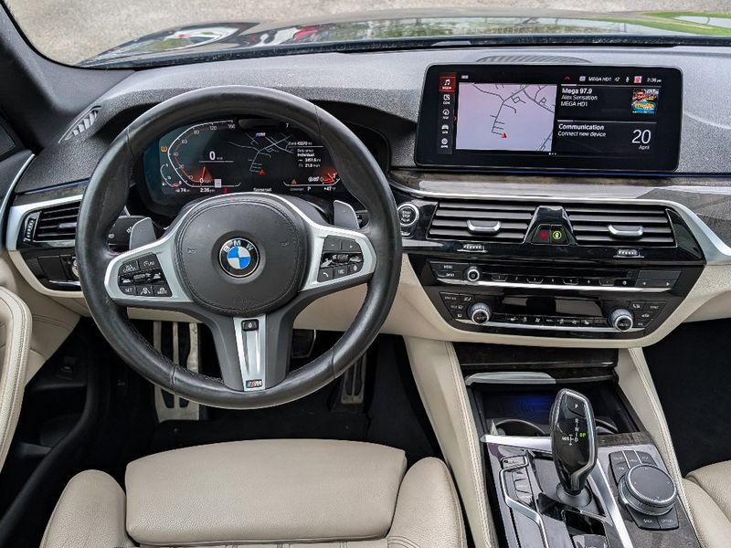 Used 2022 BMW 530i xDrive w/ M Sport Package AWD/4WD image 26