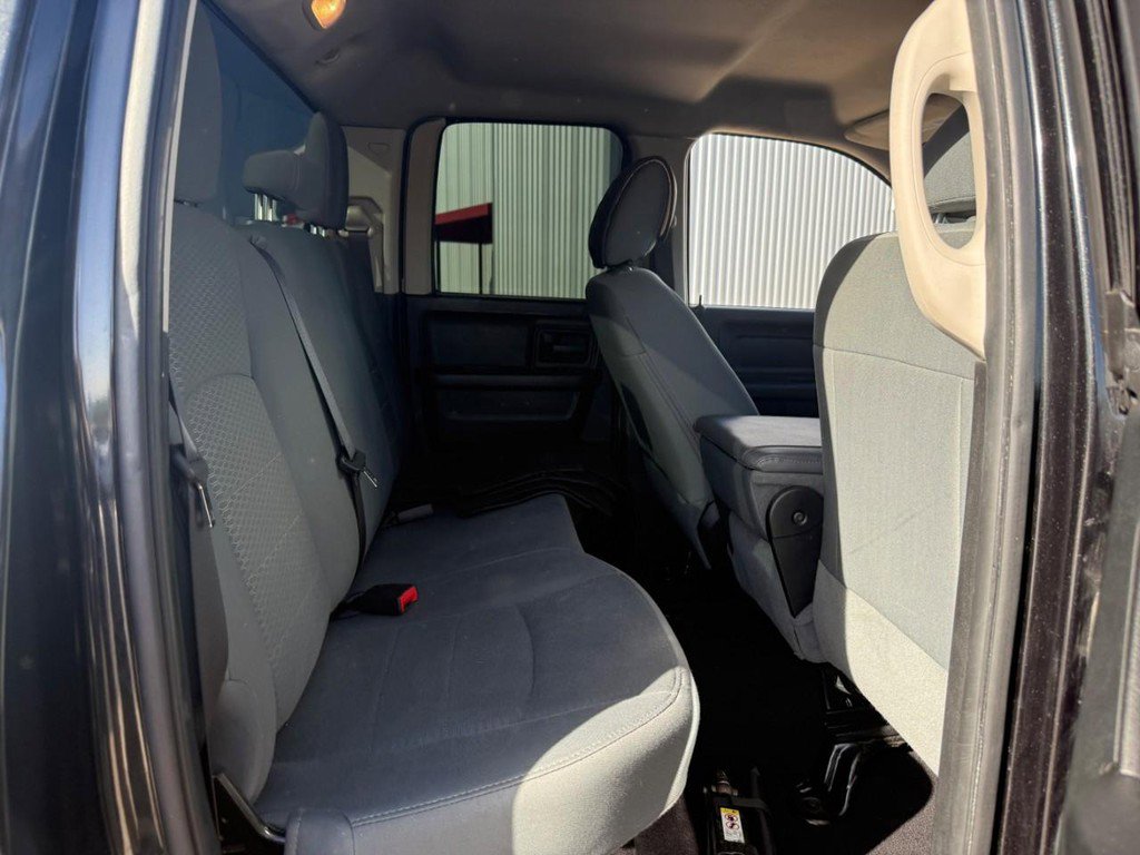 Used 2016 RAM 1500 Express w/ Black Ram 1500 Express Group AWD/4WD image 12