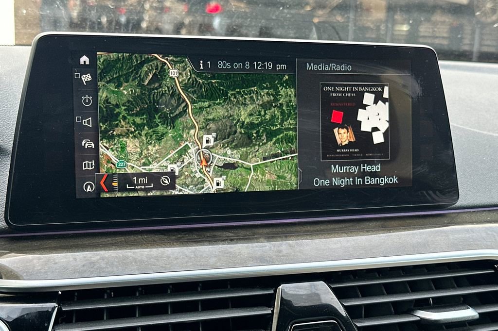 Used 2018 BMW 540i w/ M Sport Package image 21