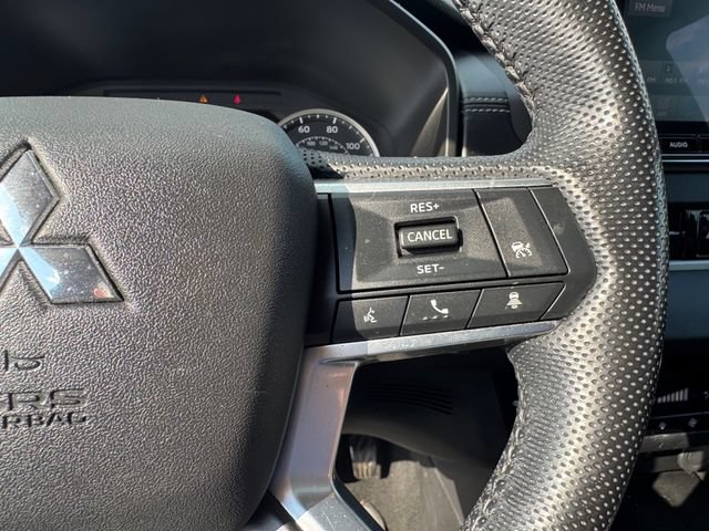 Used 2022 Mitsubishi Outlander SEL Black Edition AWD/4WD image 14