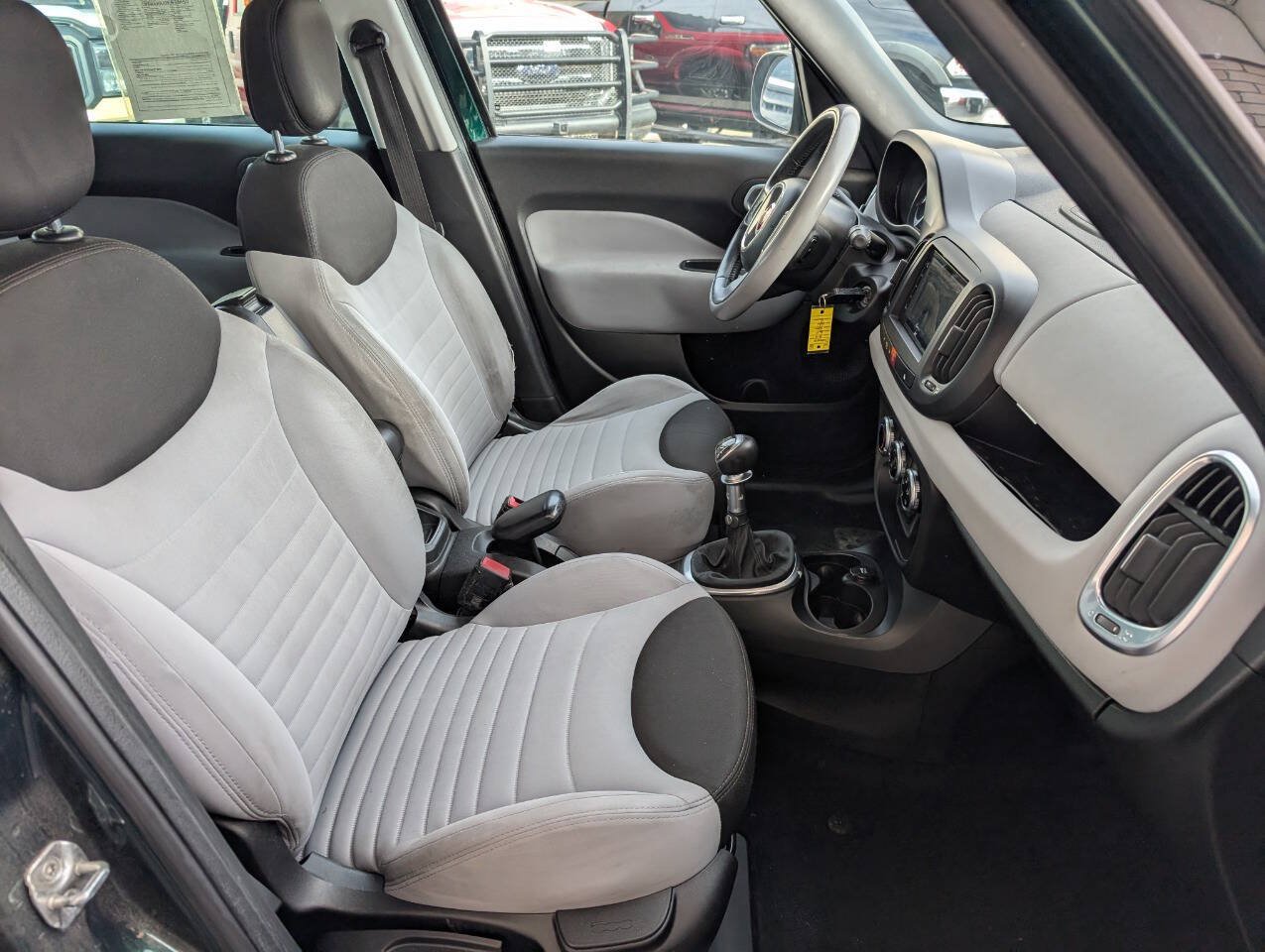 Used 2014 FIAT 500L Easy FWD image 16