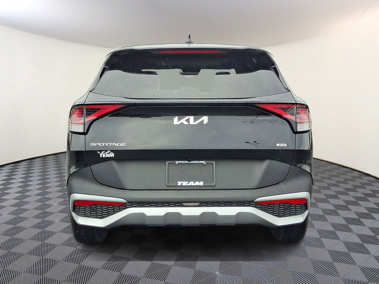 Used 2023 Kia Sportage LX image 5
