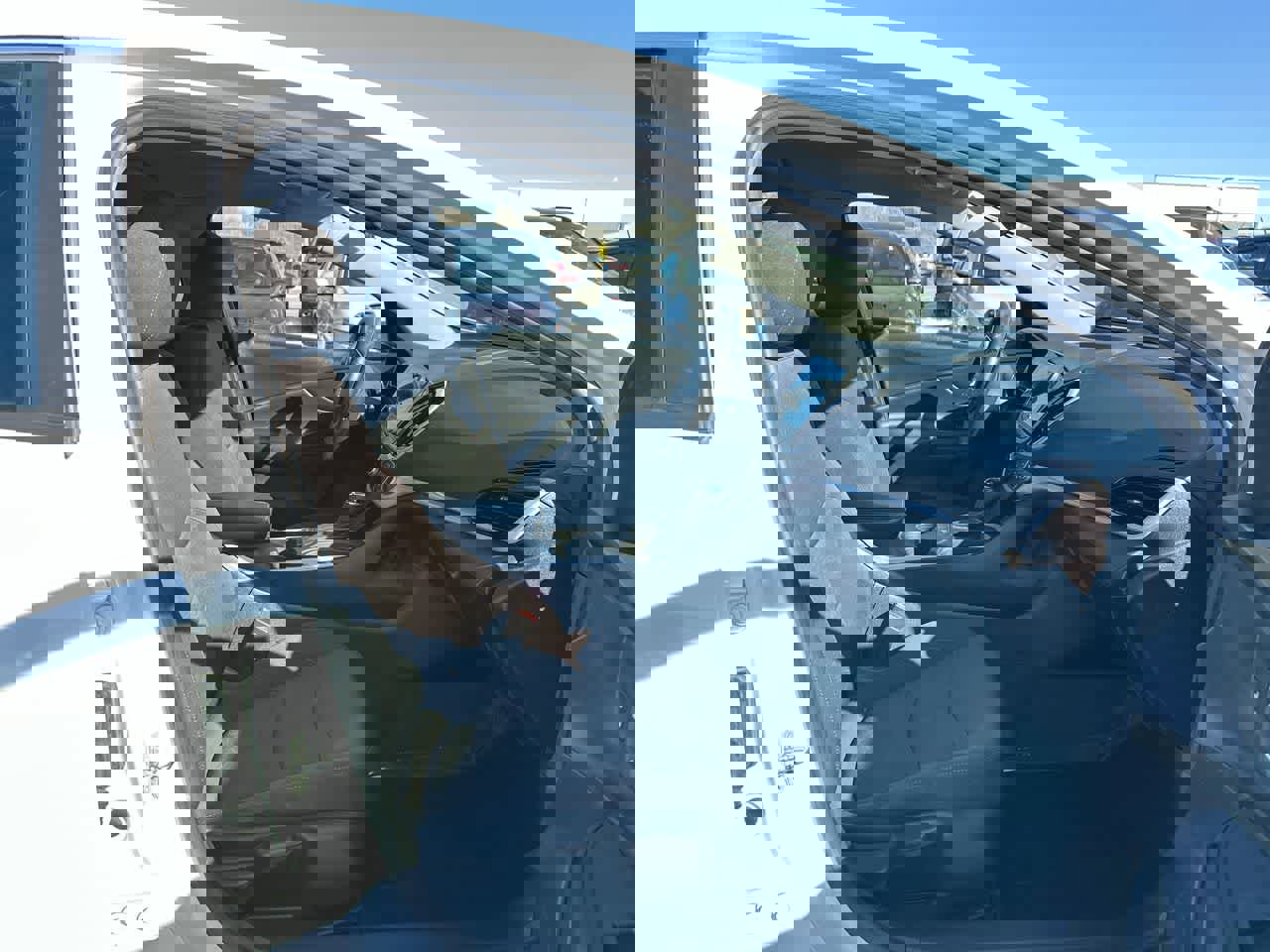 Used 2017 Chevrolet Volt LT image 25