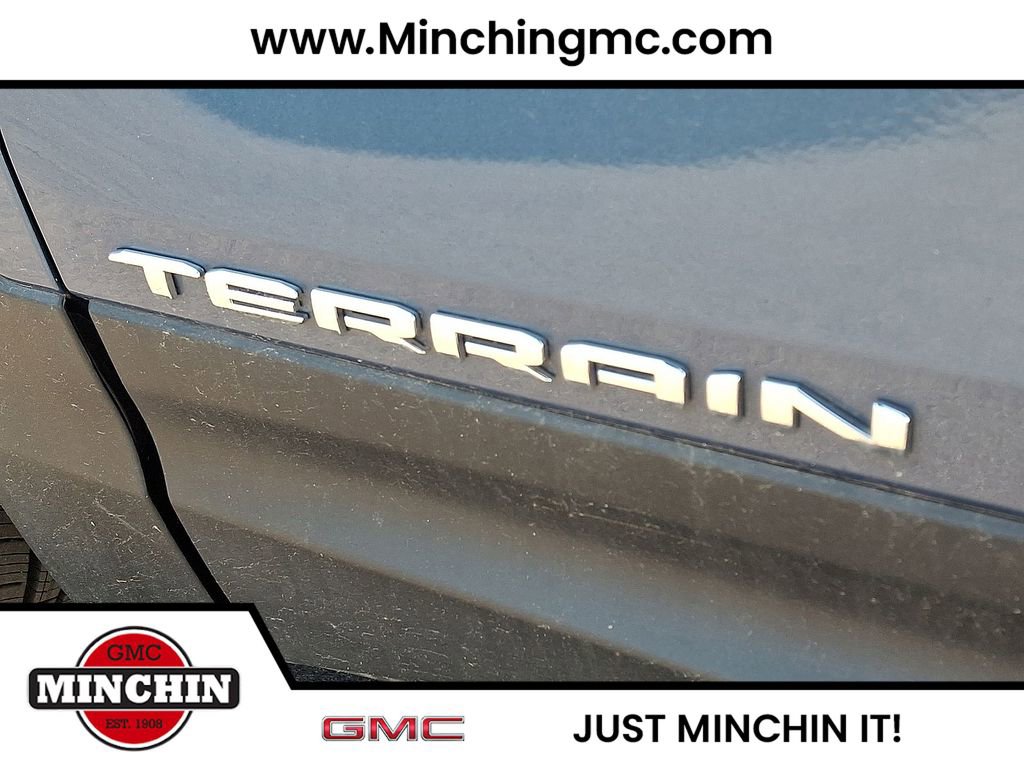 Used 2024 GMC Terrain SLT w/ Tech Package image 33