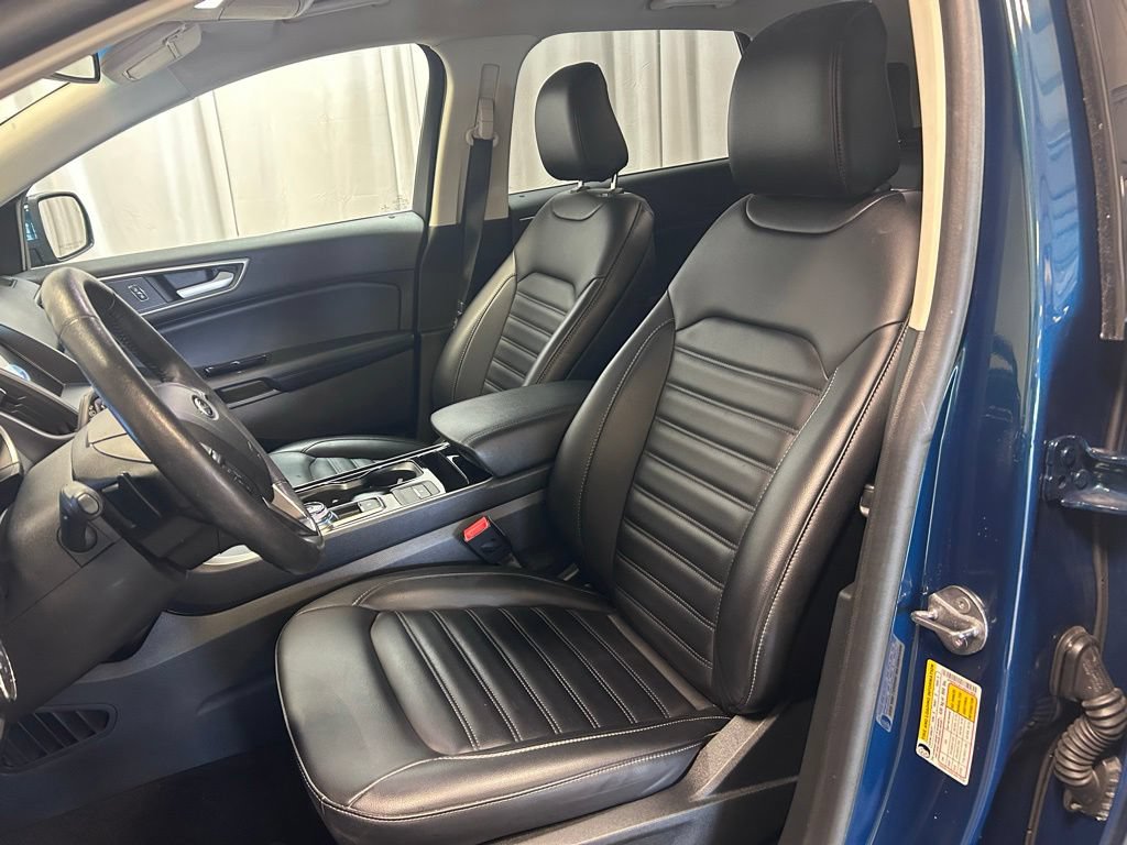 Used 2020 Ford Edge SEL w/ Convenience Package AWD/4WD image 7