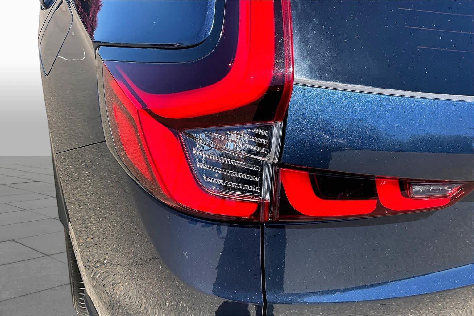 Used 2023 Honda CR-V EX-L image 28