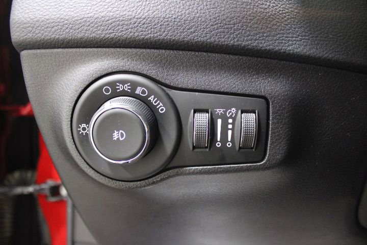 Used 2019 Jeep Compass Altitude image 44