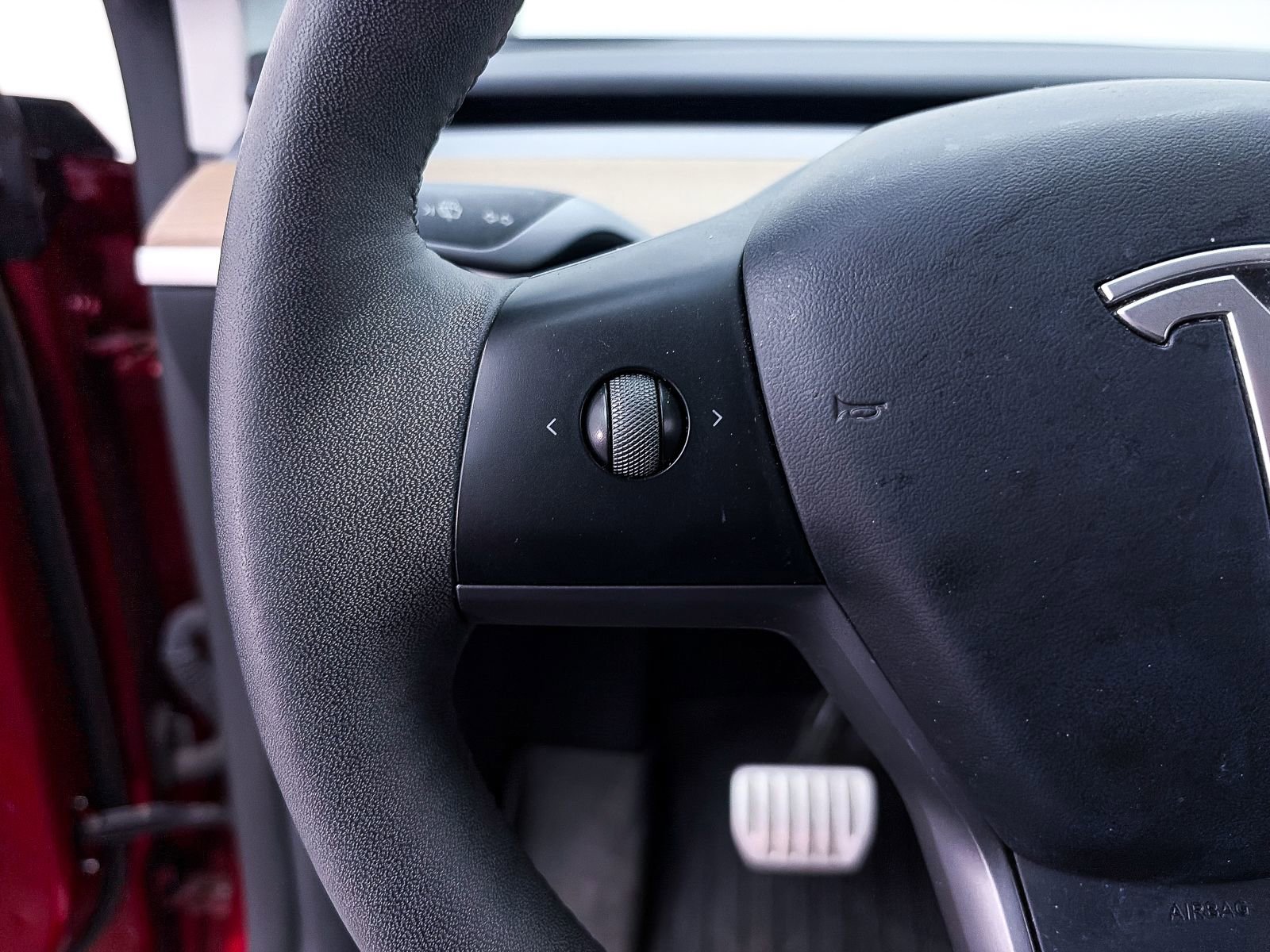 Used 2024 Tesla Model Y Performance AWD/4WD image 29