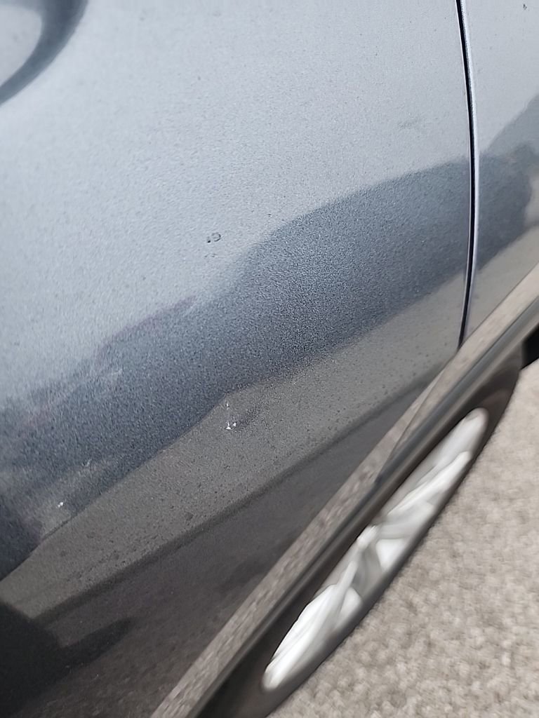 Used 2019 Volkswagen Tiguan SE image 3