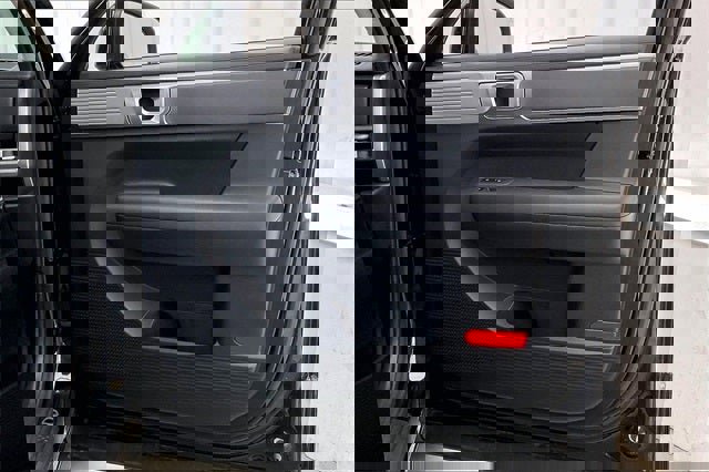 Certified 2025 Hyundai Santa Fe SE image 21