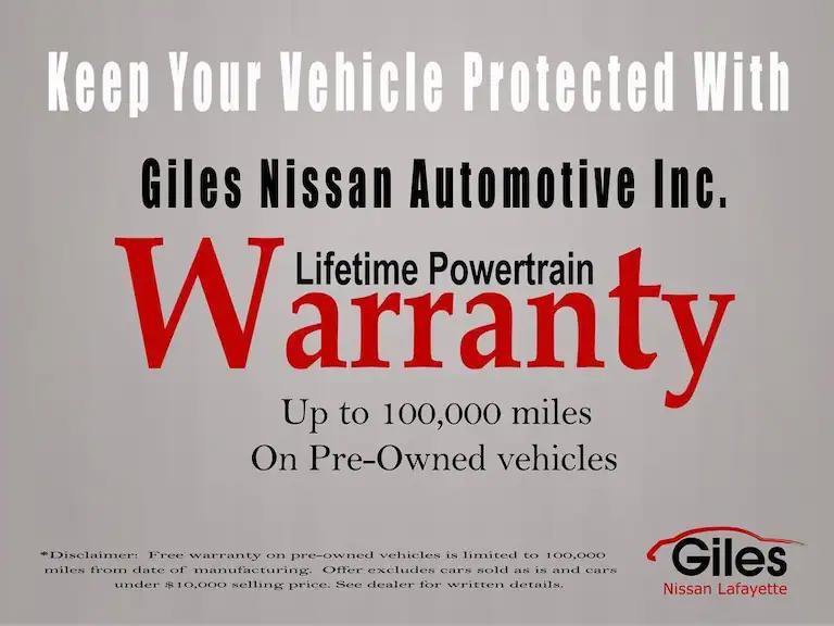 Used 2025 Nissan Kicks Play S image 14