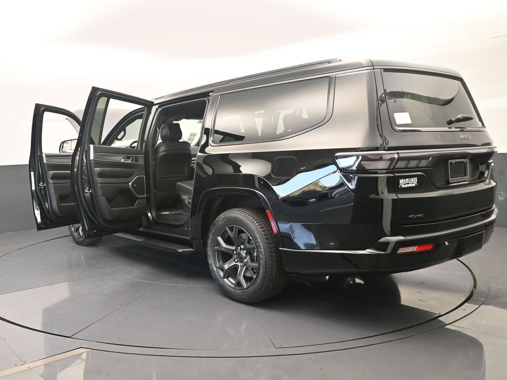 New 2026 Jeep Grand Wagoneer L Limited AWD/4WD image 75