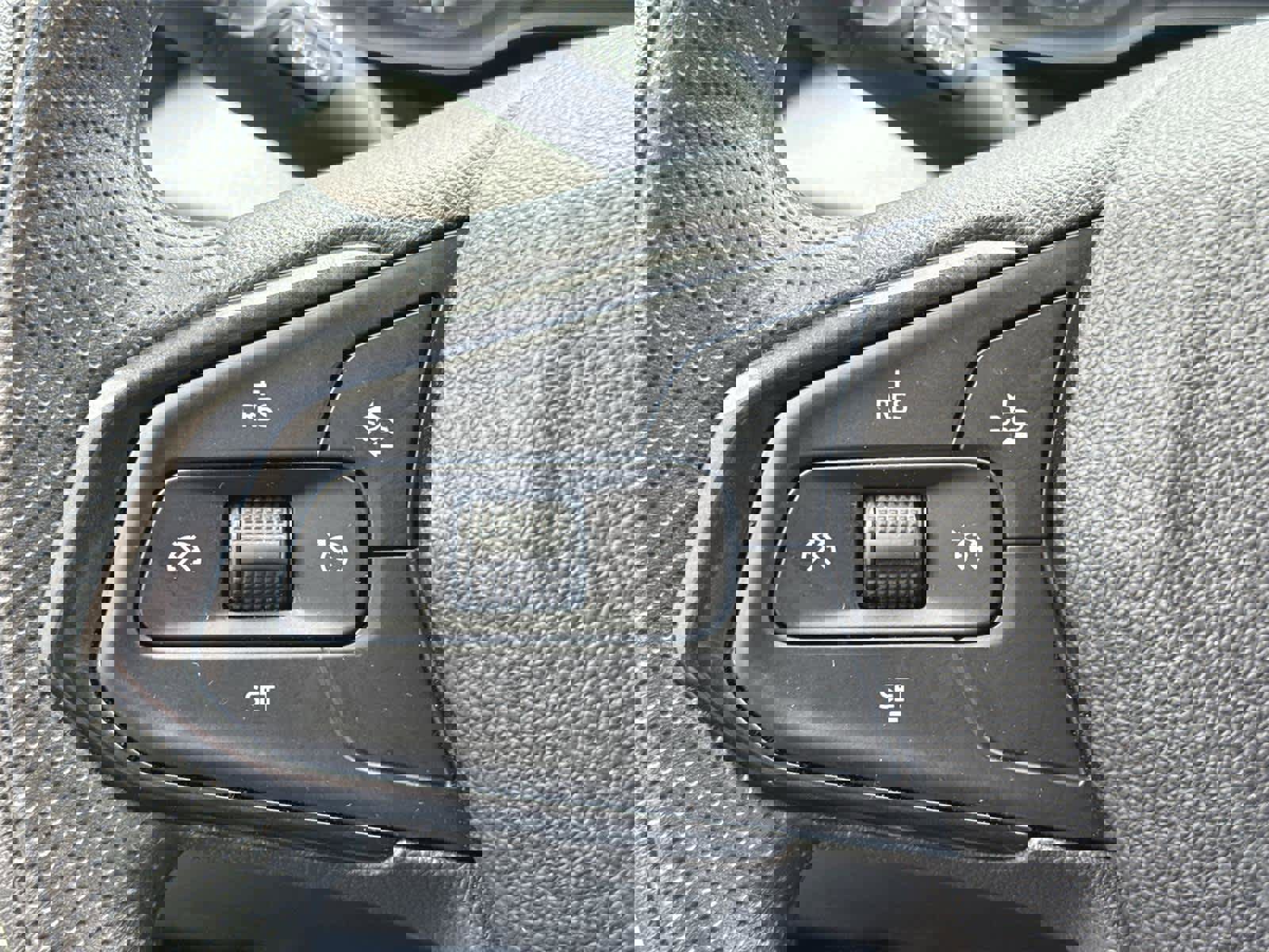 Used 2024 Chevrolet Trax LS image 23