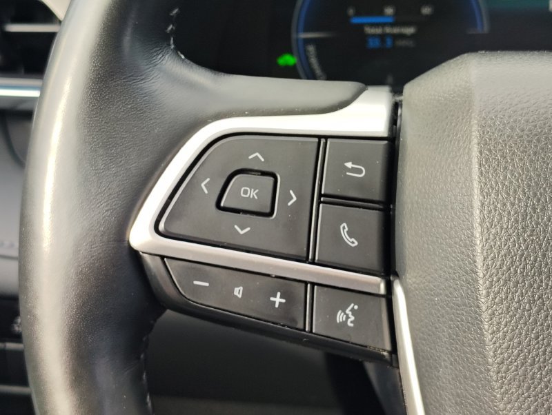 Used 2023 Toyota Highlander Limited AWD/4WD image 37