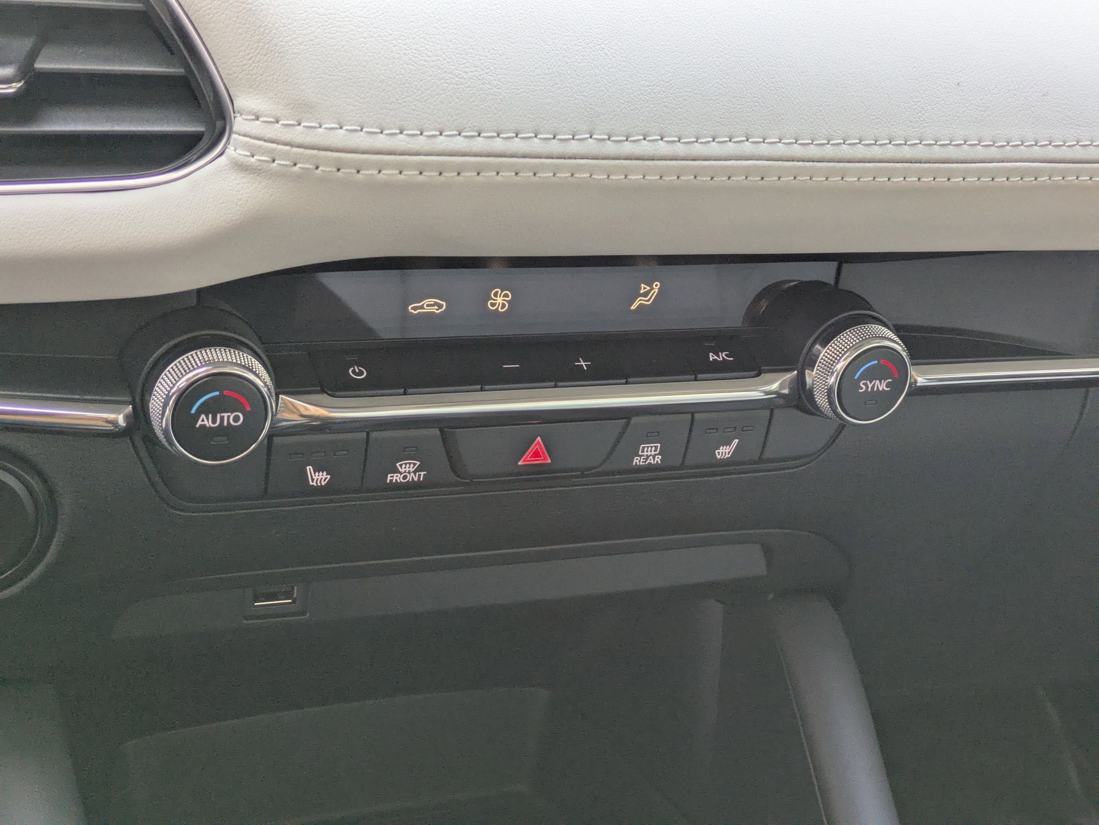 Used 2020 MAZDA MAZDA3 AWD Sedan w/ Premium Package image 23