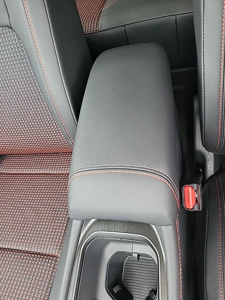 New 2026 Nissan Kicks SR w/ SR Premium Package image 30