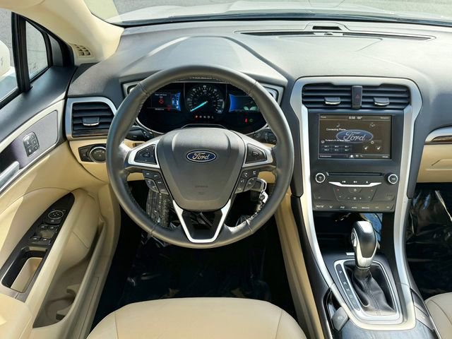 Used 2014 Ford Fusion SE w/ Equipment Group 502A FWD image 12