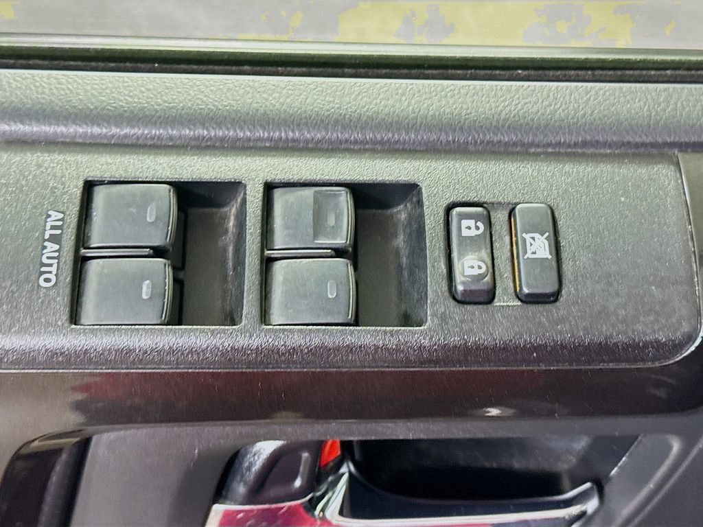 Certified 2021 Toyota 4Runner Venture w/ Moonroof Package AWD/4WD image 16
