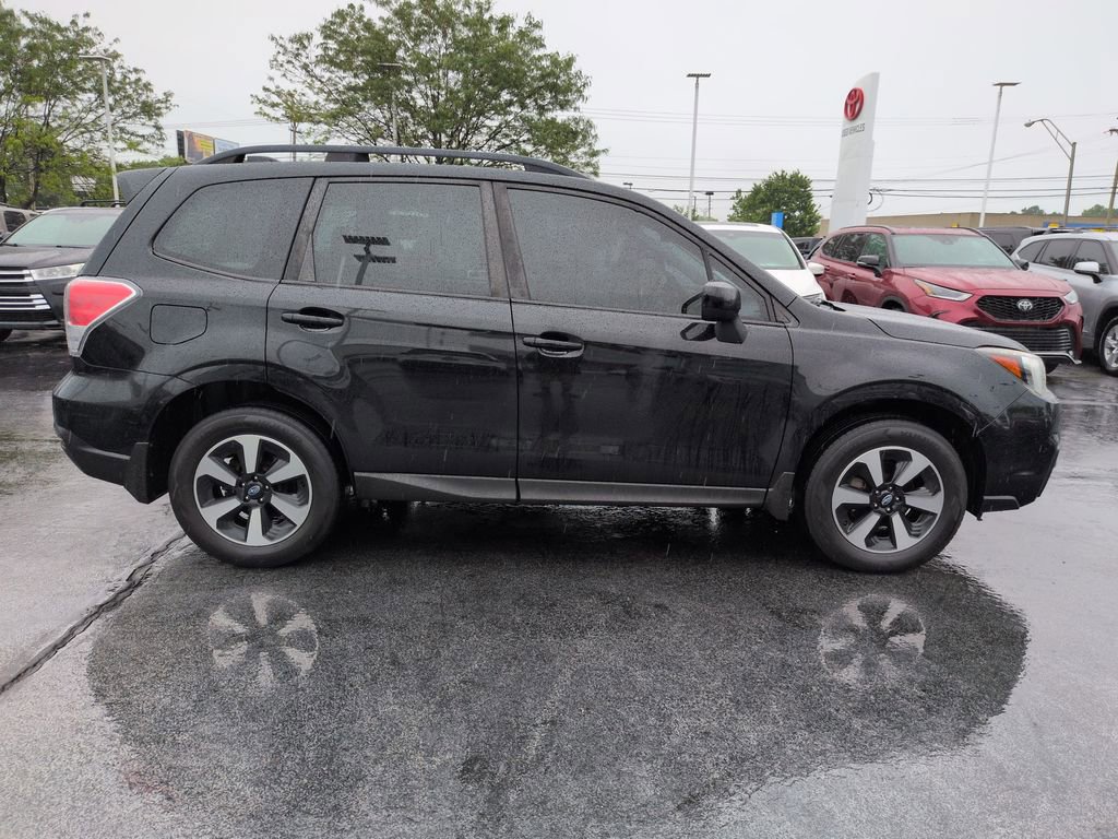 Used 2018 Subaru Forester 2.5i Premium AWD/4WD image 6