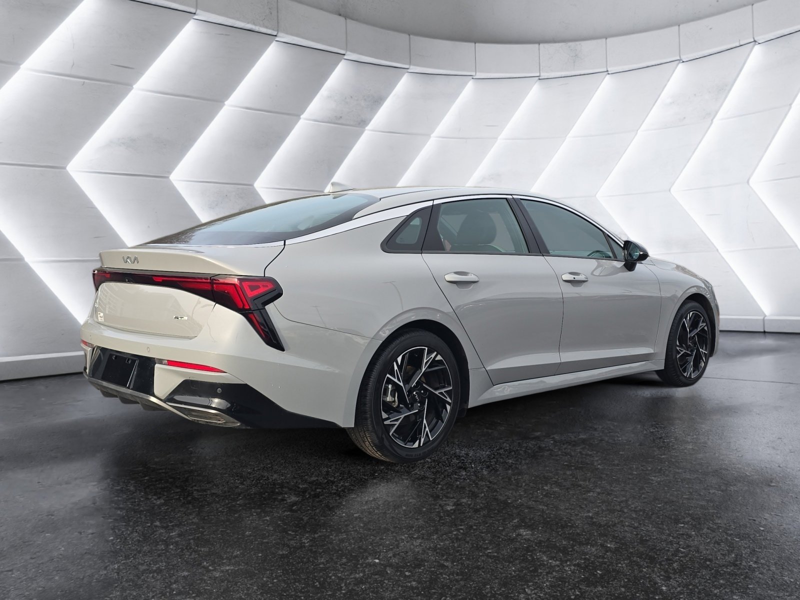 Used 2025 Kia K5 GT-Line image 5