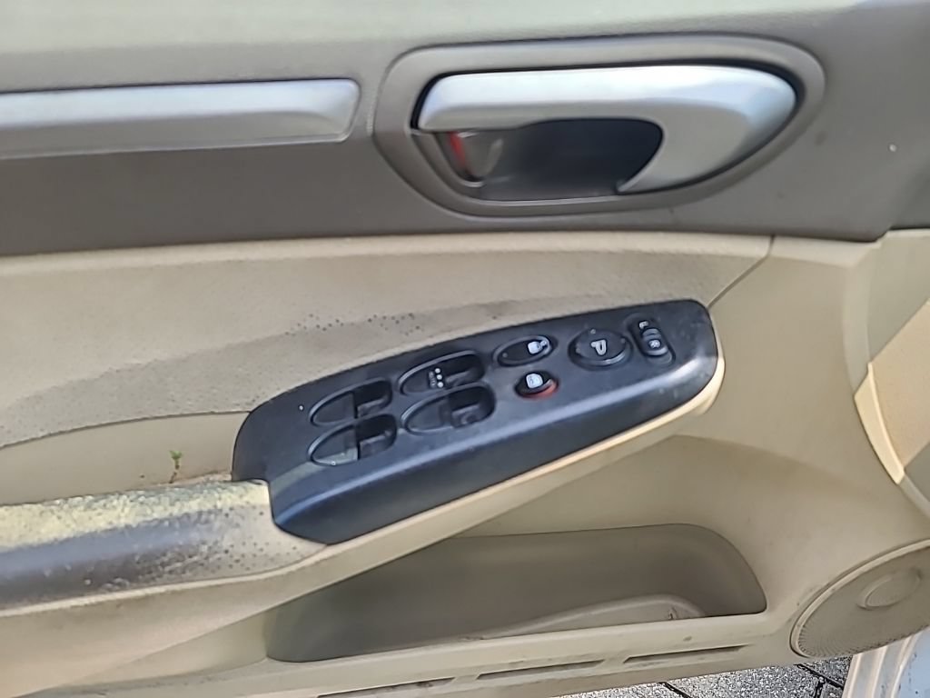 Used 2007 Honda Civic Hybrid Sedan image 12