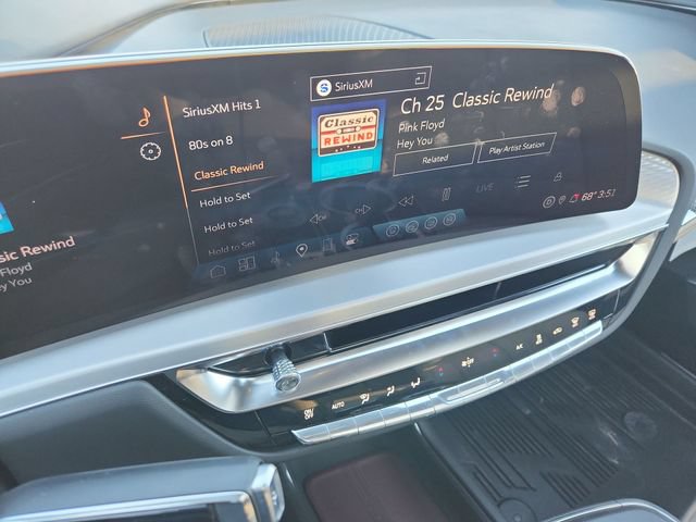 New 2026 Cadillac Lyriq Signature Sport w/ Nappa Leather Package AWD/4WD image 15