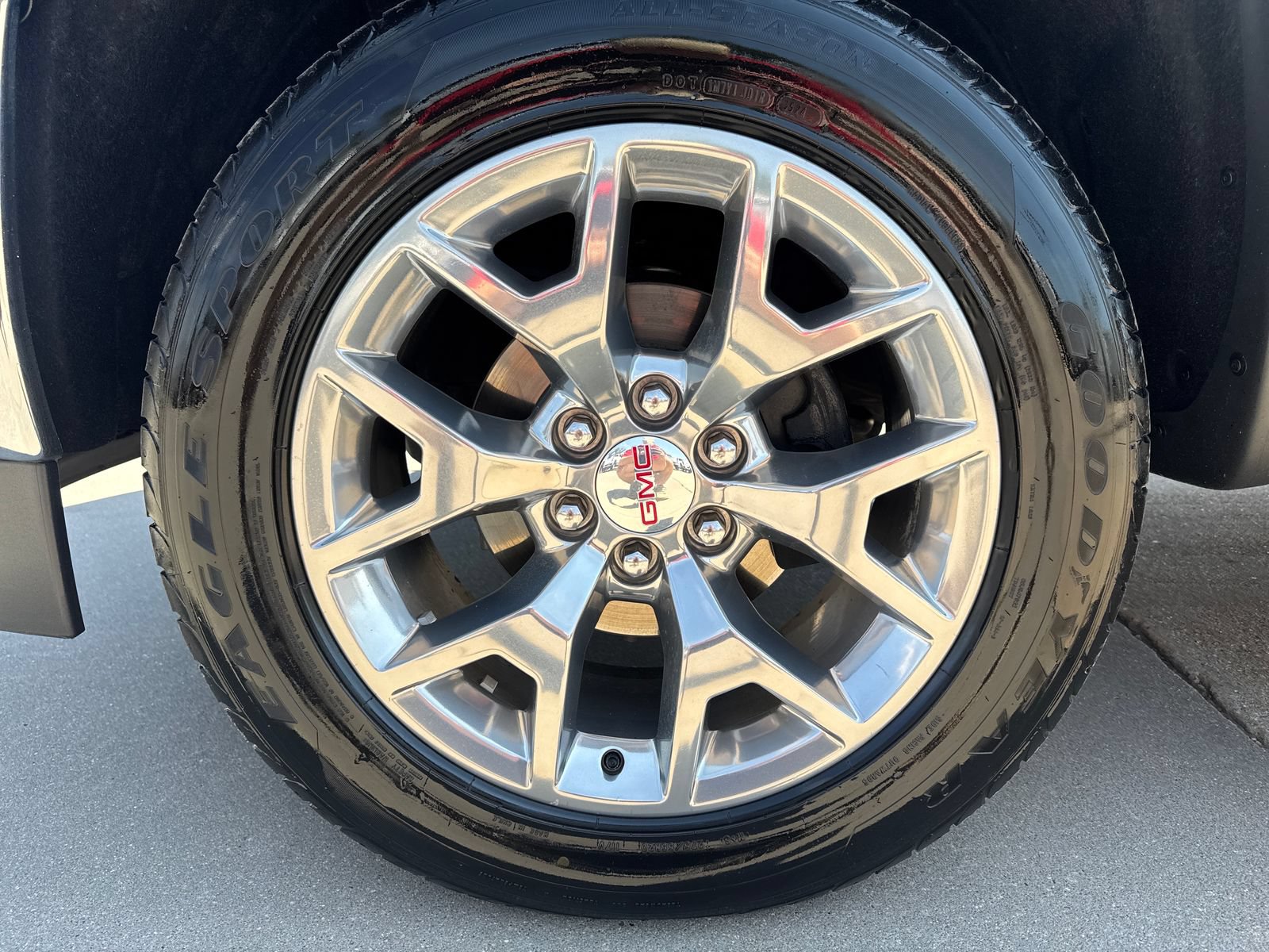 Used 2018 GMC Sierra 1500 SLT w/ SLT Premium Package AWD/4WD image 28