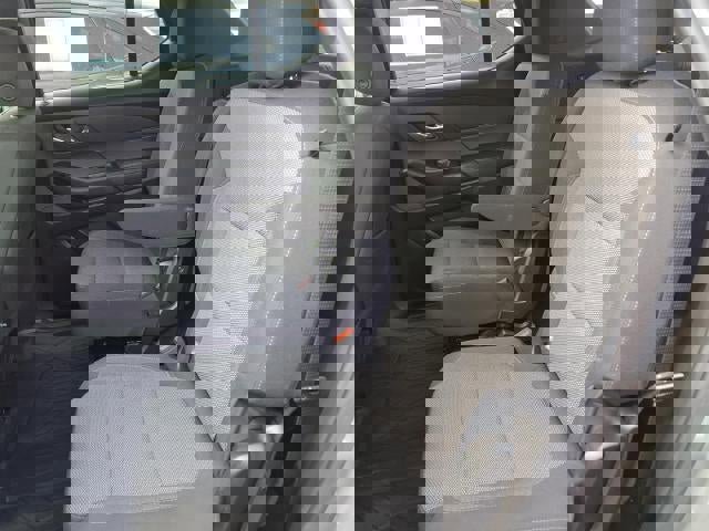 Used 2023 Chevrolet Traverse LT image 17